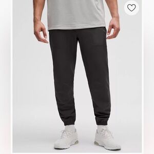 NWT lululemon License to Train Jogger Mens